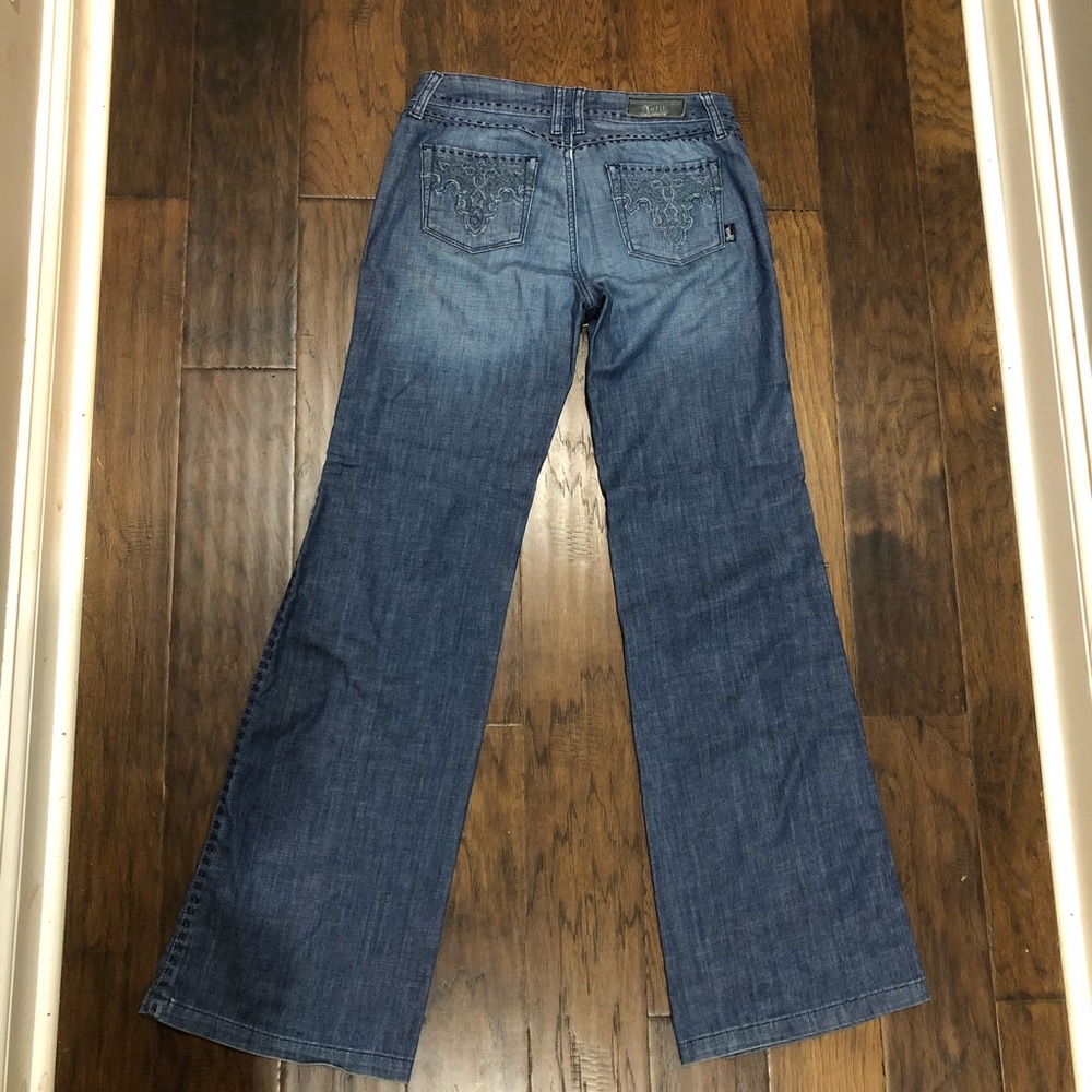 Gently used Antik size 29